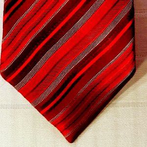 CARLO MONZA, Italian men's tie, 100% SILK, handmade, Patterns: Red stripes